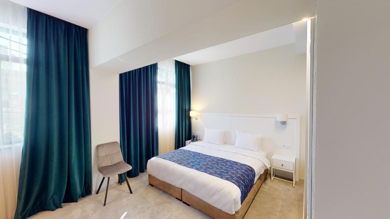 Epigraph Design Kosher Hotel Tiflis Exterior foto